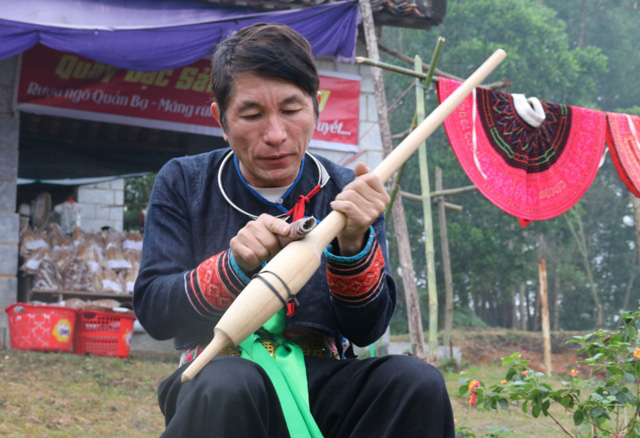 Độc đáo Chợ phiên vùng cao đón chào năm mới 2020 - Ảnh 1.