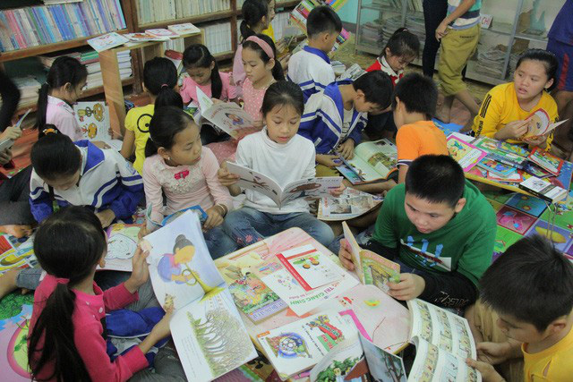 Biểu dương các tổ chức, cá nhân có nhiều đóng góp vào hoạt động thư viện cộng đồng... - Ảnh 1.