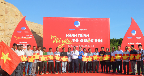 Thanh niên Việt Nam tổ chức 4 hành trình lịch sử với tinh thần "Tôi yêu Tổ quốc tôi" - Ảnh 1.