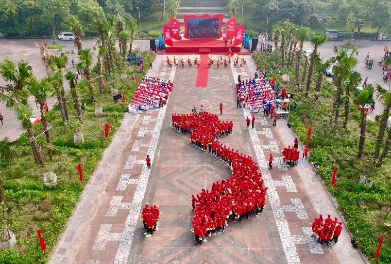 Thanh niên Việt Nam tổ chức 4 hành trình lịch sử với tinh thần "Tôi yêu Tổ quốc tôi" - Ảnh 2.