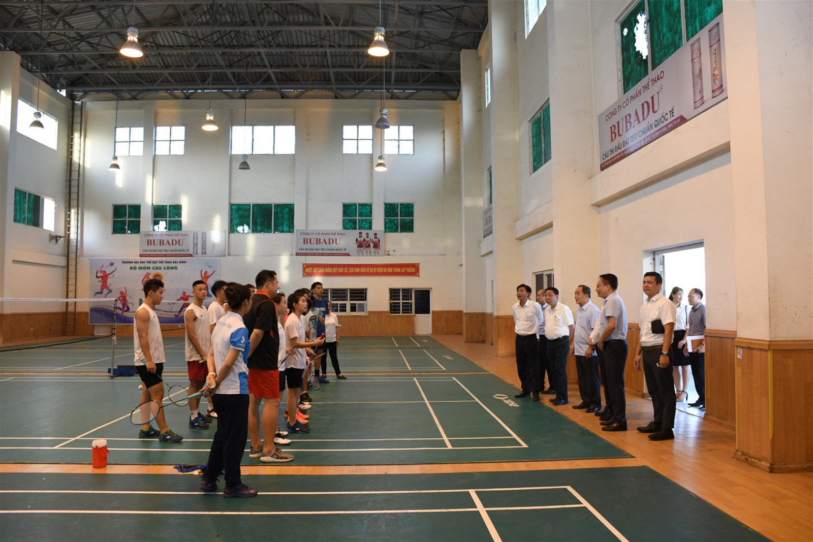 Thứ trưởng Lê Khánh Hải thăm và làm việc tại Trường Đại học TDTT Bắc Ninh - Ảnh 6.