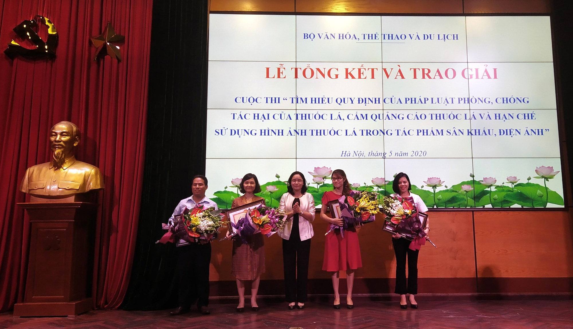 Cuộc thi tìm hiểu quy định của pháp luật phòng, chống tác hại thuốc lá: Tác phẩm dự thi có tính thực tế cao - Ảnh 2.