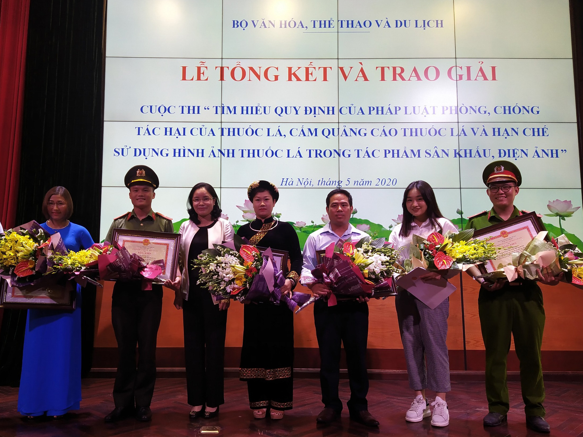 Cuộc thi tìm hiểu quy định của pháp luật phòng, chống tác hại thuốc lá: Tác phẩm dự thi có tính thực tế cao - Ảnh 1.