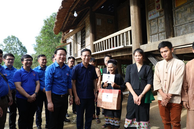 Đoàn Khối các cơ quan Trung ương tổ chức hội nghị sơ kết giữa nhiệm kỳ - Ảnh 3.