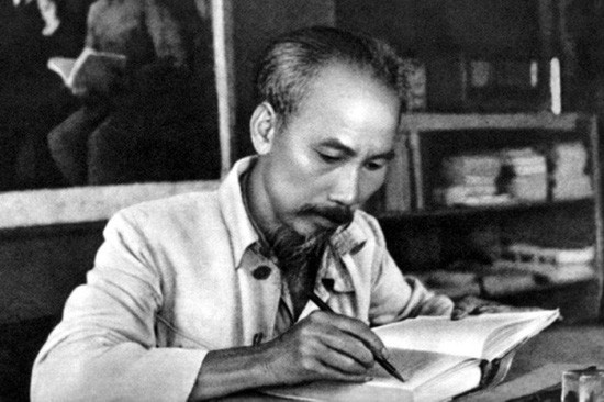  Tổ chức cuộc thi "Đọc và tự học suốt đời theo tấm gương Chủ tịch Hồ Chí Minh" - Ảnh 1.
