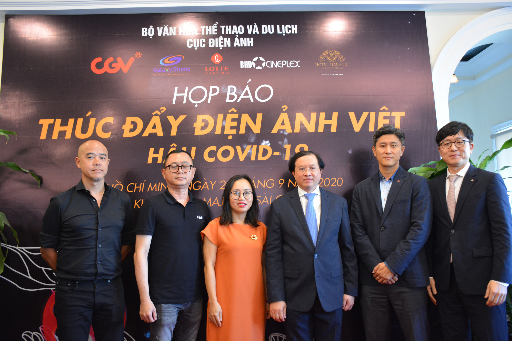 Những người tâm huyết với nghệ thuật thứ bảy cùng bàn cách "Thúc đẩy điện ảnh Việt thời hậu Covid-19" - Ảnh 4.