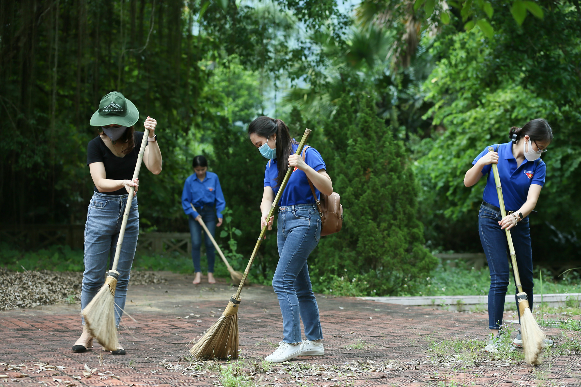 Đoàn thanh niên VP Bộ VHTTDL tổ chức "Hành trình Về nguồn" tại Tuyên Quang - Ảnh 3.