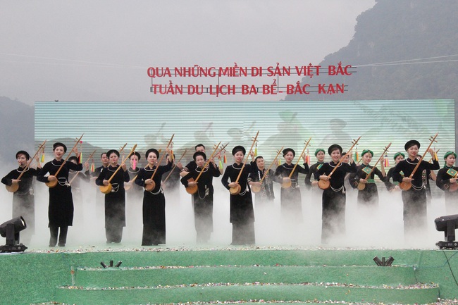 Bắc Kạn: Bảo tồn, phát huy các giá trị văn hóa truyền thống gắn với phát triển du lịch - Ảnh 1.