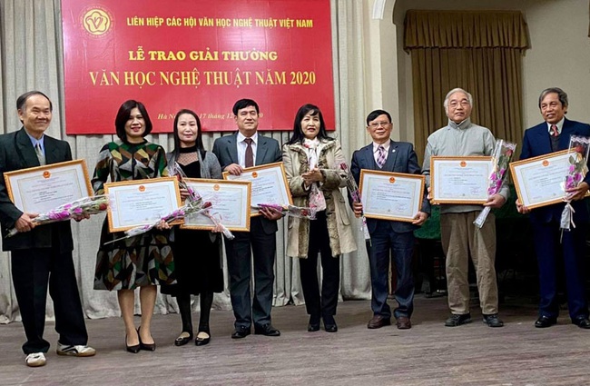 Điểm báo hoạt động ngành Văn hóa, Thể thao và Du lịch ngày 18/12/2020 - Ảnh 1.