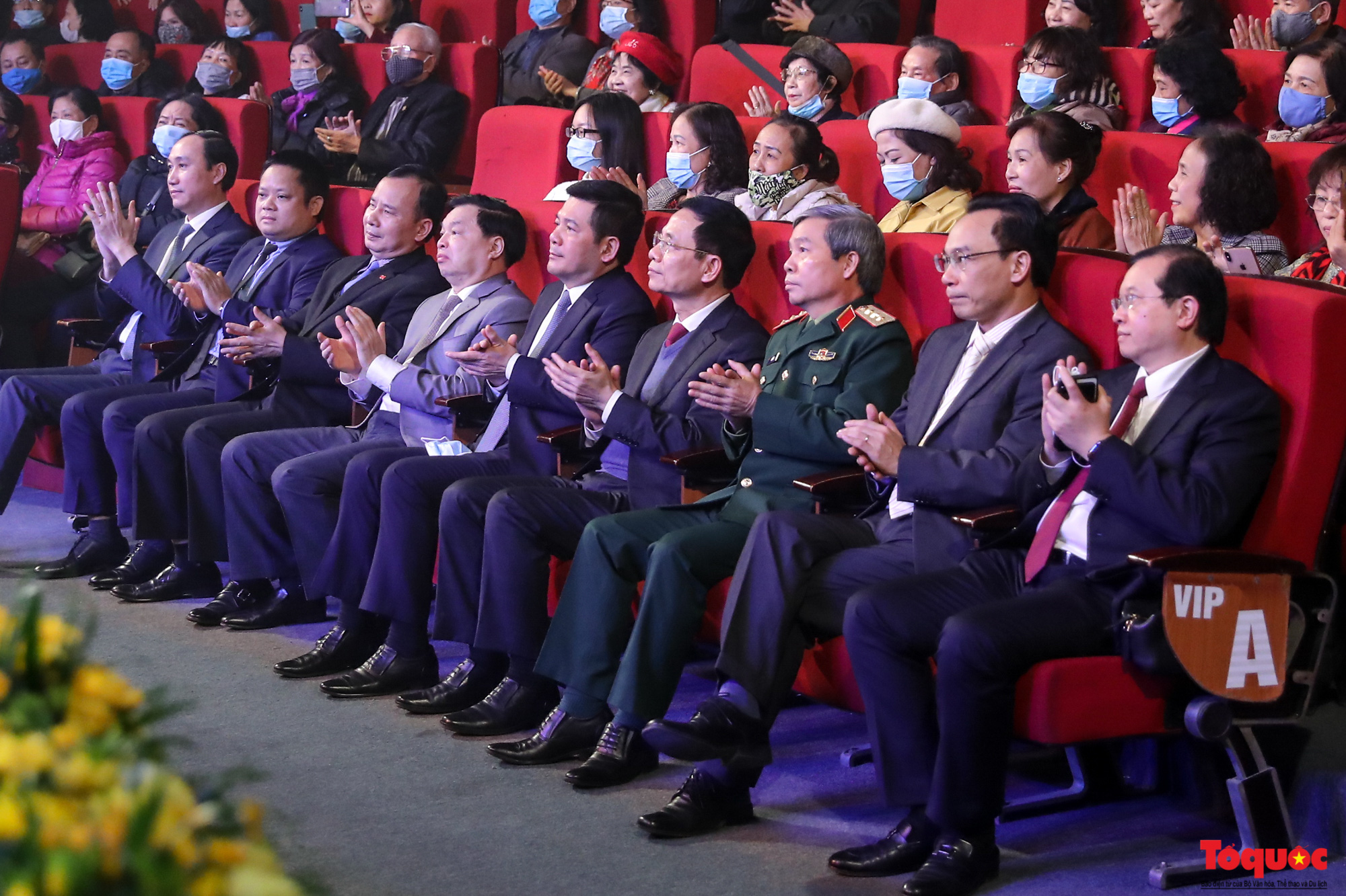 Hào hùng chương trình nghệ thuật “Sáng mãi niềm tin theo Đảng”  - Ảnh 2.
