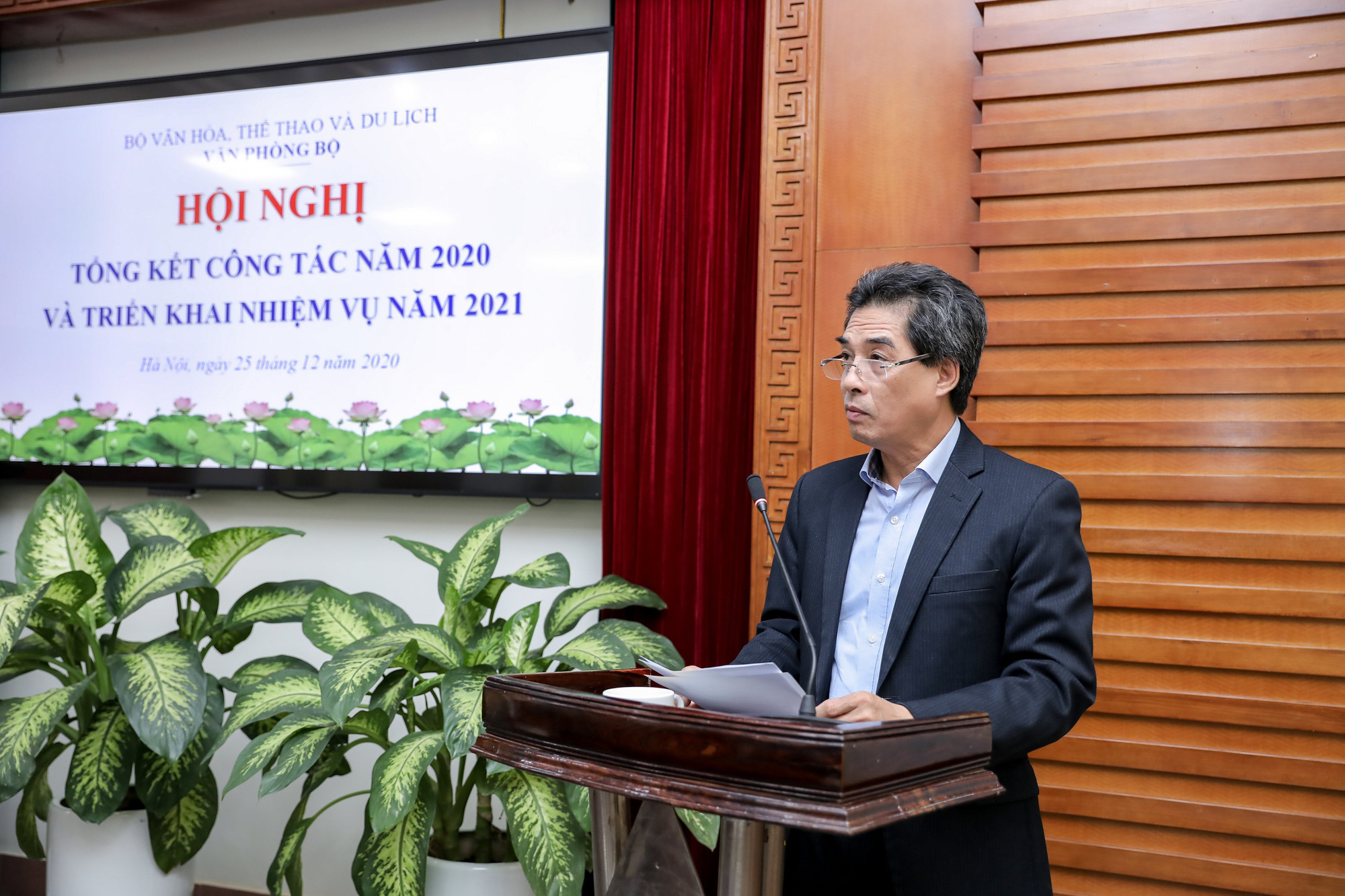 Nỗ lực, cố gắng hơn nữa để hoàn thành nhiệm vụ tham mưu, giúp việc cho Lãnh đạo Bộ VHTTDL - Ảnh 2.