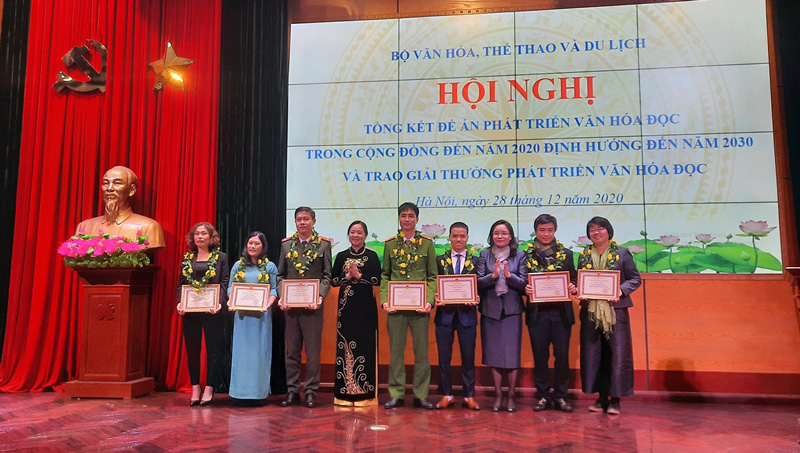 Văn hóa đọc trong cộng đồng giúp người dân khai thác và sử dụng thông tin, tri thức hiệu quả - Ảnh 2.