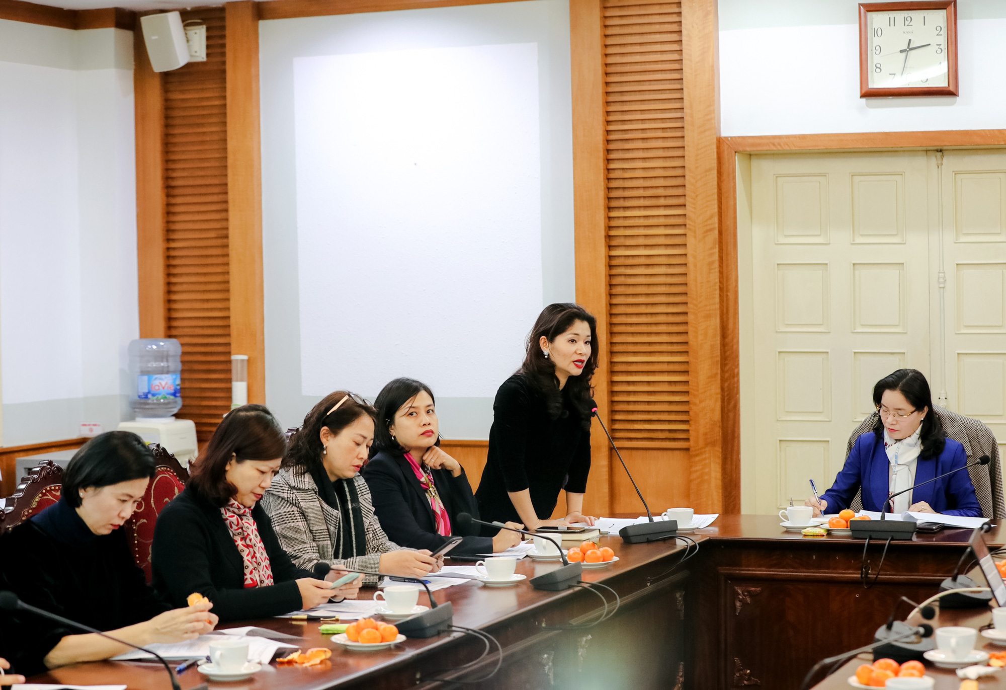 Tiểu ban Văn hóa (Ủy ban Quốc gia UNESCO Việt Nam) họp tổng kết công tác năm 2020 và trao đổi định hướng công tác năm 2021 - Ảnh 3.