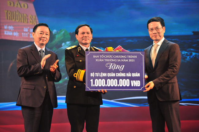 Ý nghĩa chương trình nghệ thuật “Xuân Trường Sa" tri ân những người lính canh giữ biển, đảo quê hương - Ảnh 4.