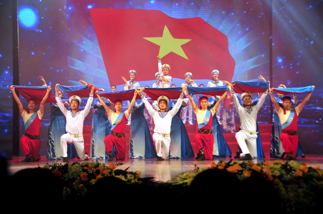 Ý nghĩa chương trình nghệ thuật “Xuân Trường Sa" tri ân những người lính canh giữ biển, đảo quê hương - Ảnh 3.