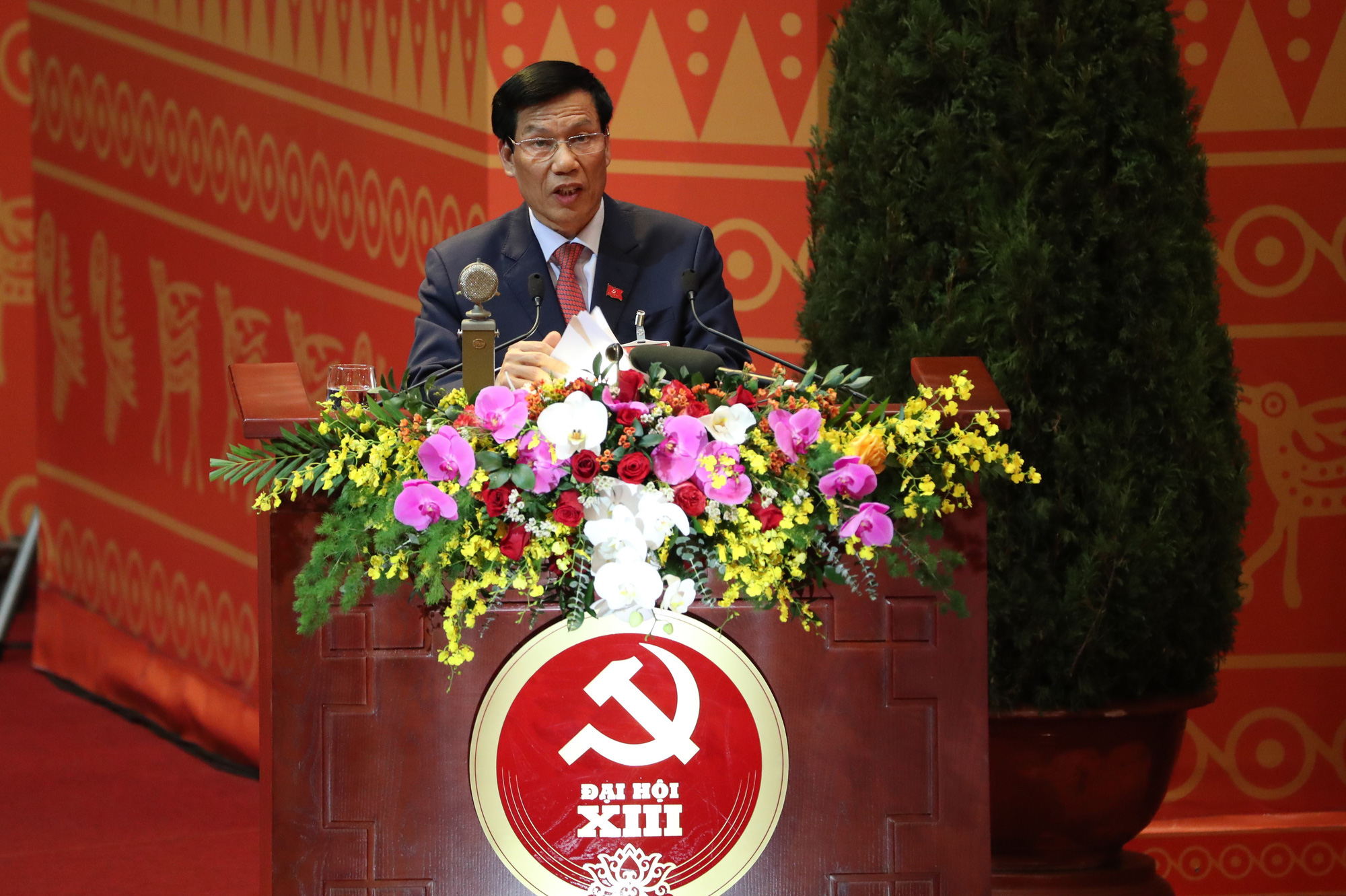 Bộ trưởng Nguyễn Ngọc Thiện: "Văn hóa phải thực sự trở thành điểm tựa tinh thần và khởi nguồn cho sức mạnh nội sinh" - Ảnh 3.