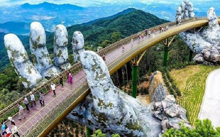 Một năm vượt bão khó quên của du lịch Việt Nam  - Ảnh 1.