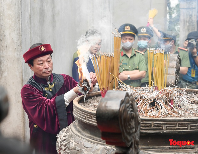 Lãnh đạo Đảng, Nhà nước dâng hương tưởng nhớ các vua Hùng - Ảnh 9.