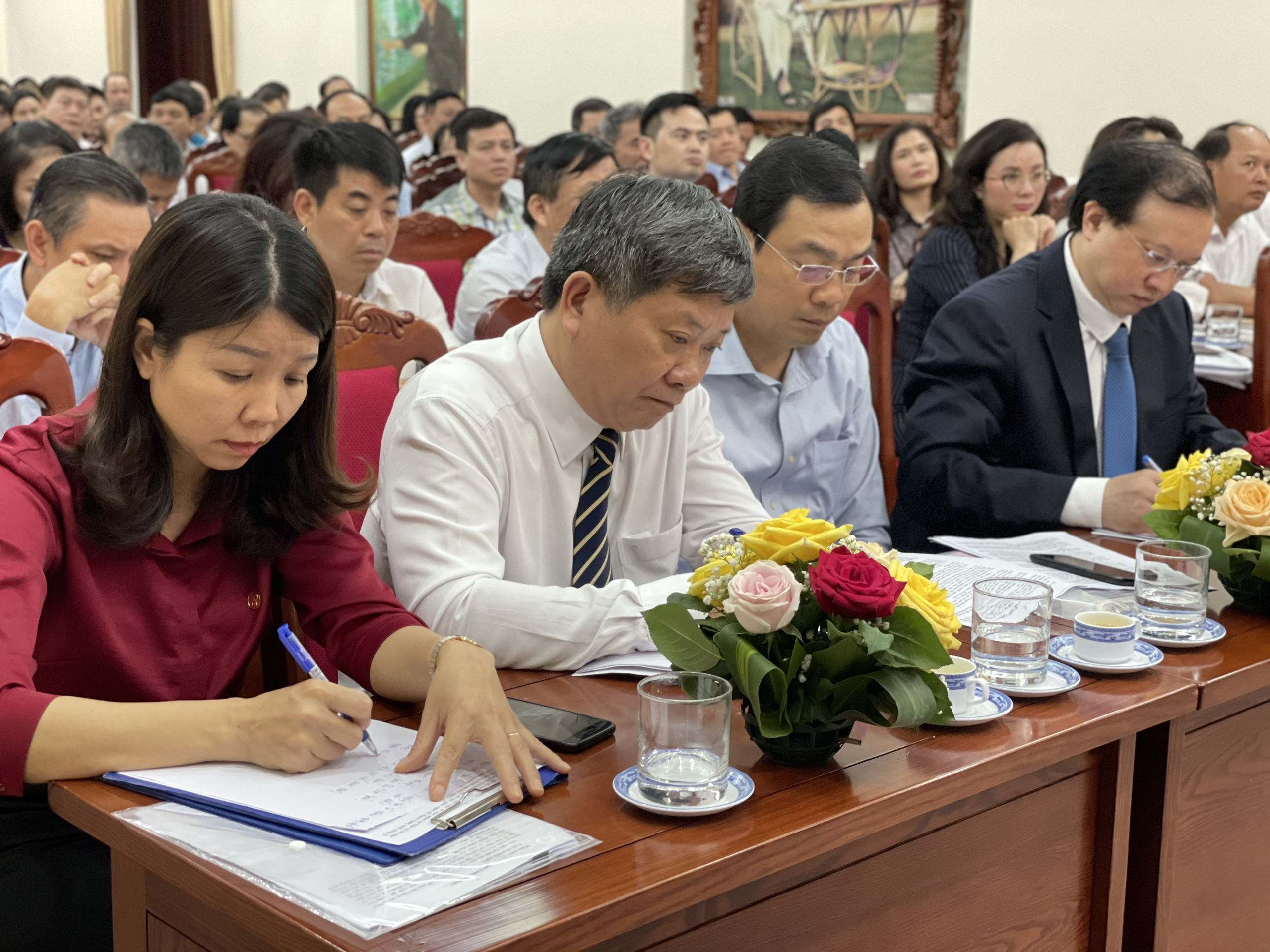Phải coi việc thực hiện "Đẩy mạnh học tập và làm theo tư tưởng, đạo đức, phong cách Hồ Chí Minh" là công việc thường xuyên, phải làm suốt cuộc đời - Ảnh 4.