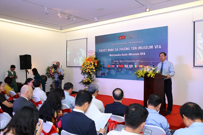 Ứng dụng Thuyết minh đa phương tiện iMuseum VFA với 8 ngôn ngữ - Ảnh 1.
