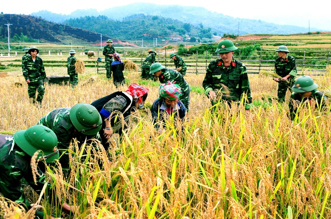 Tỏa sáng tư tưởng, đạo đức, phong cách Hồ Chí Minh, khơi dậy và thực hiện khát vọng phát triển đất nước phồn vinh, hạnh phúc - Ảnh 3.