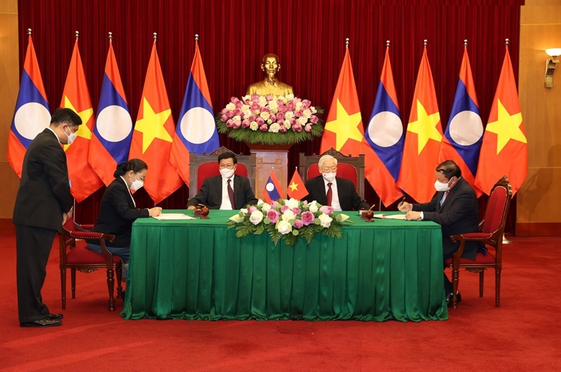 Thúc đẩy hợp tác văn hóa nghệ thuật và du lịch giữa Việt Nam và Lào - Ảnh 1.