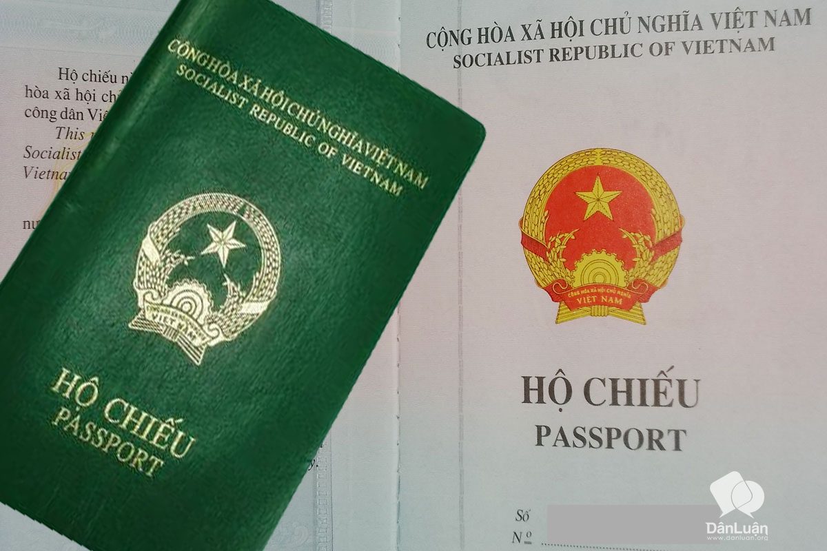 Hộ chiếu điện tử sắp được sử dụng tại Việt Nam có công nghệ rất xịn xò - Ảnh 1.