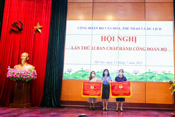 Hội nghị lần thứ 12 Ban Chấp hành Công đoàn Bộ VHTTDL - Ảnh 6.