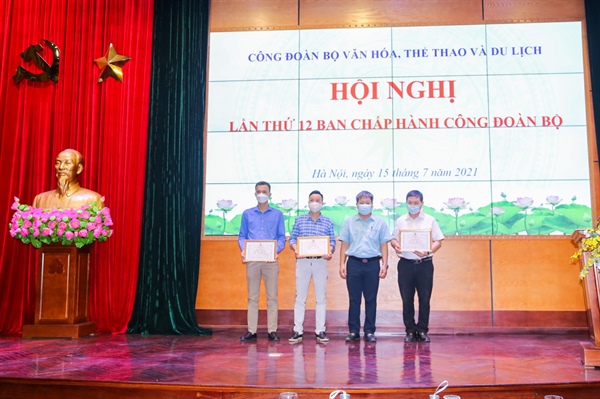 Hội nghị lần thứ 12 Ban Chấp hành Công đoàn Bộ VHTTDL - Ảnh 7.