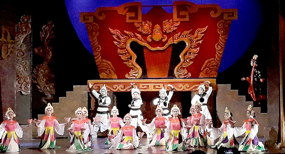 Nghệ sĩ phấn khởi với "Nhà hát Online" - Ảnh 1.