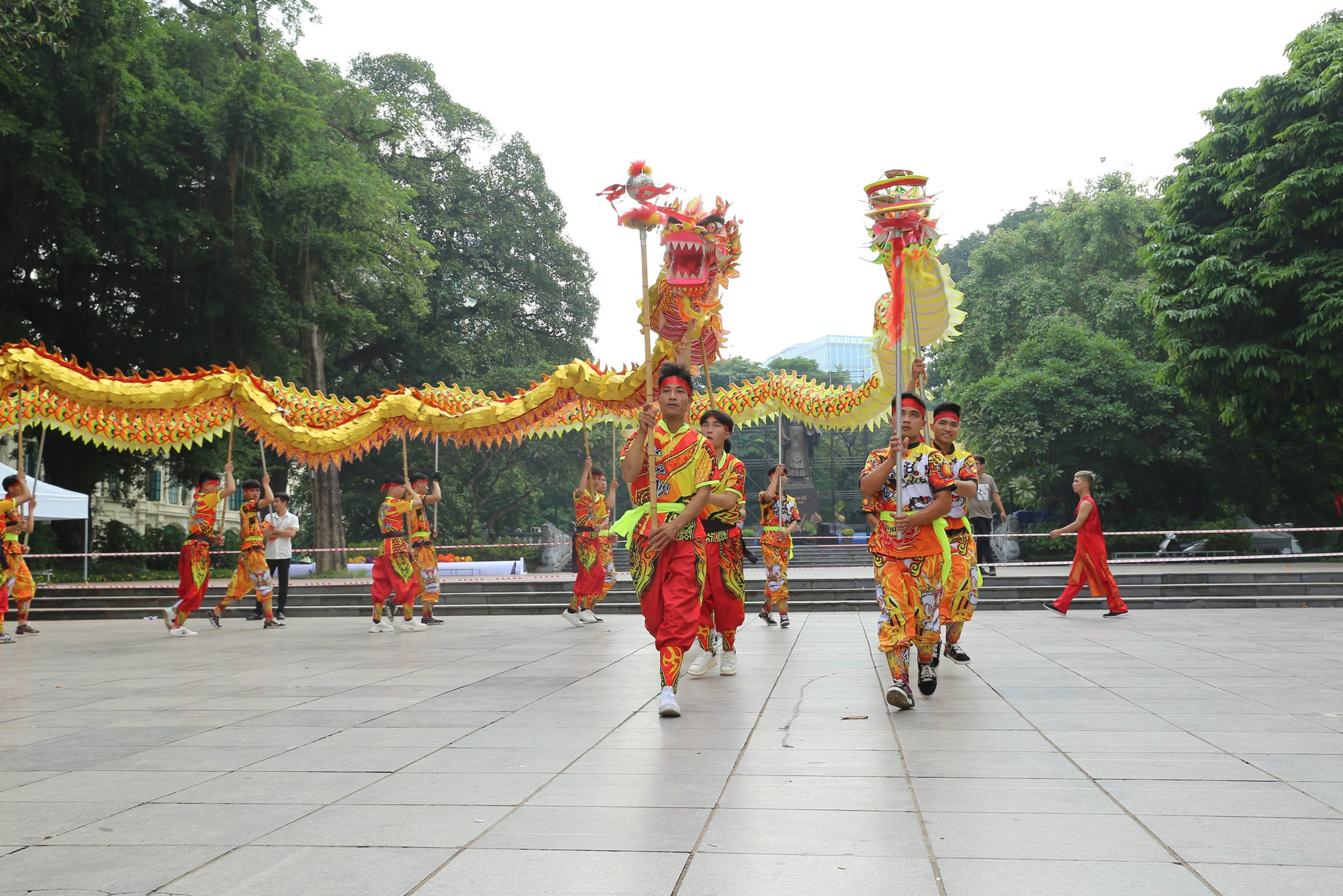 Đạo đức, tài năng con người phải được trọng dụng, phát huy một cách bài bản và mang tính chiến lược quốc gia - Ảnh 2.