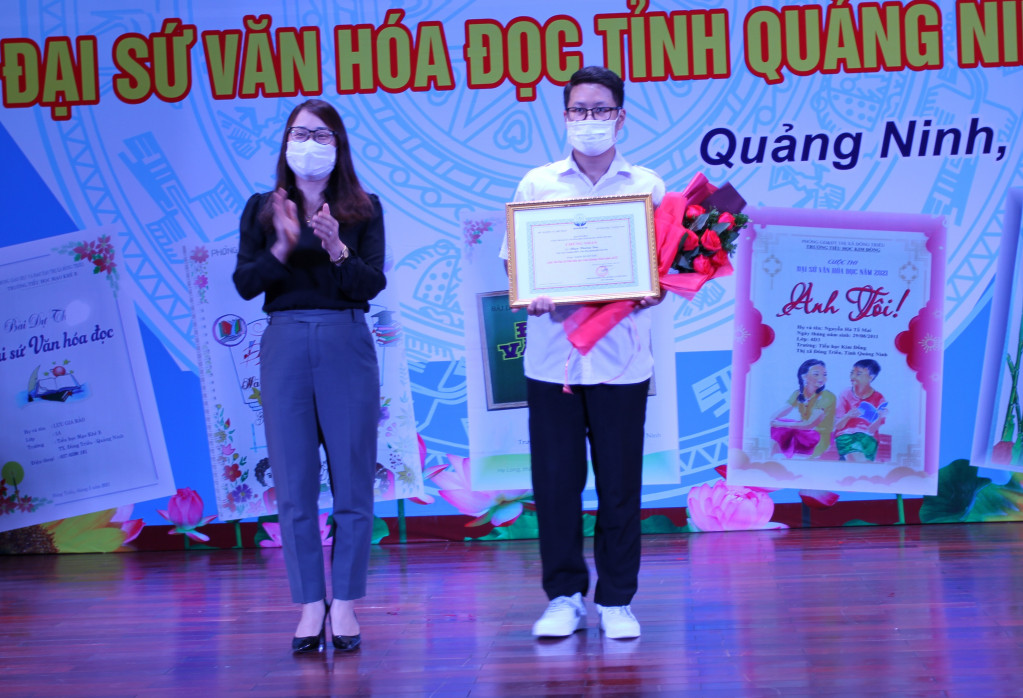 Trao giải cuộc thi Đại sứ Văn hóa đọc tỉnh Quảng Ninh năm 2021 - Ảnh 1.