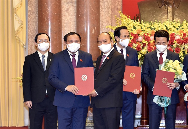 Ông Nguyễn Văn Hùng tiếp tục được phê chuẩn bổ nhiệm làm Bộ trưởng Bộ VHTTDL - Ảnh 1.