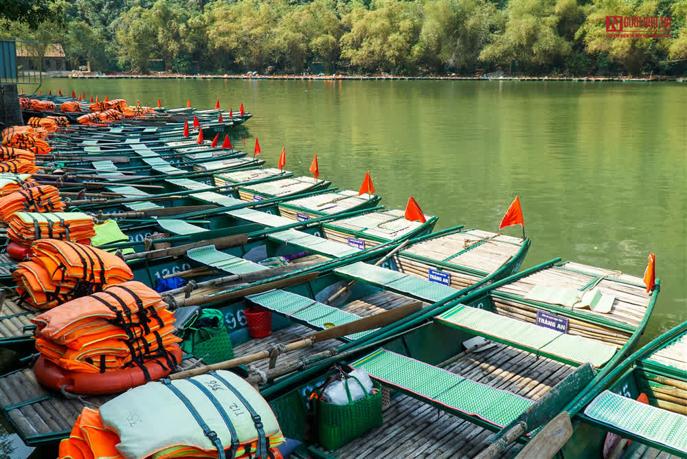 Ninh Bình: Phát triển du lịch bền vững, đảm bảo sinh kế của người dân trong khu di sản Tràng An - Ảnh 3.