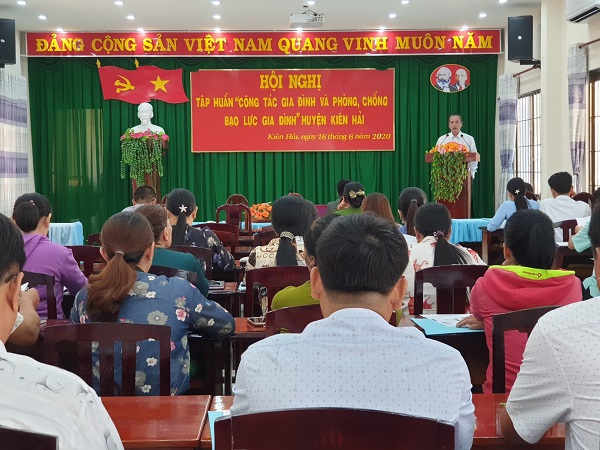 Kiên Giang tăng cường thực thi pháp luật về lĩnh vực văn hóa và gia đình - Ảnh 1.