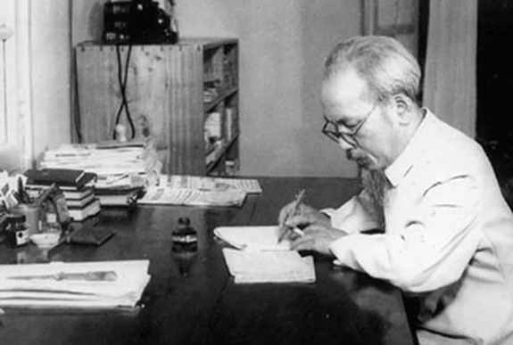 Đấu tranh chống chủ nghĩa cá nhân - một nội dung trọng tâm của công tác xây dựng Đảng - Ảnh 1.