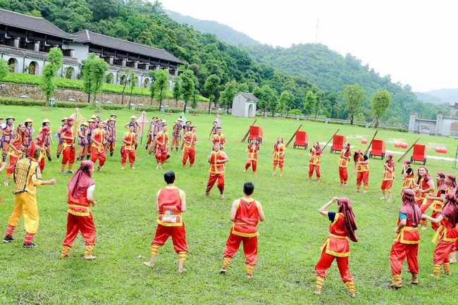 Du lịch MICE tìm lối thoát khi khó khăn bủa vây - Ảnh 1.