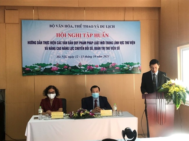 Khai mạc Hội nghị tập huấn trực tuyến “Triển khai các văn bản quy phạm pháp luật mới trong lĩnh vực thư viện” - Ảnh 2.