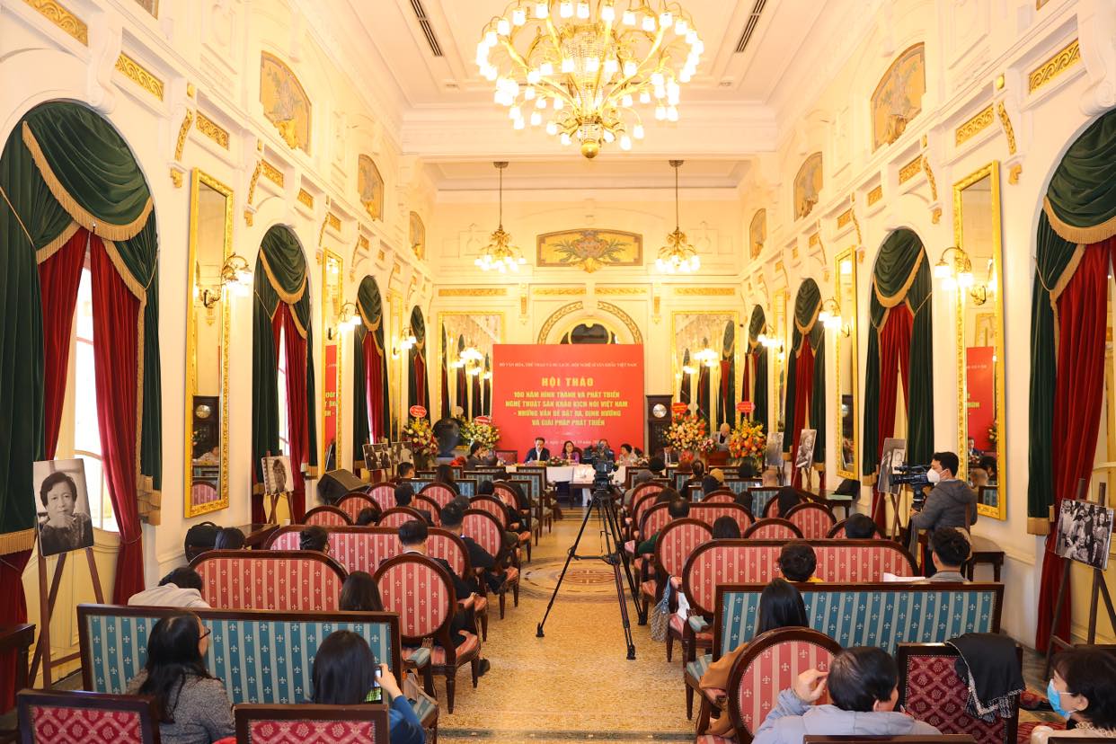 Sân khấu kịch nói cần đổi mới để có những tác phẩm mang hơi thở thời đại - Ảnh 3.