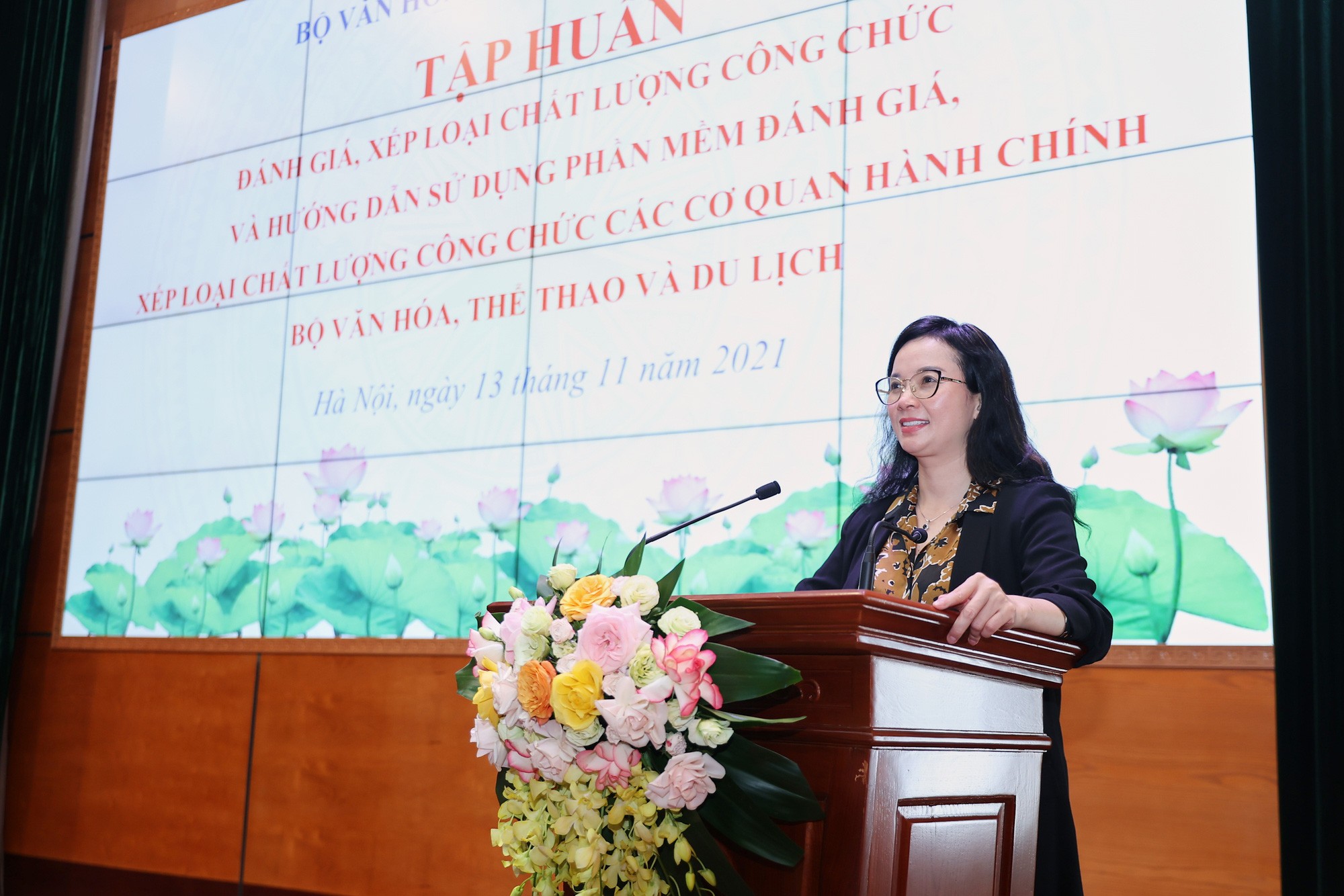 Bộ VHTTDL tổ chức lớp tập huấn đánh giá, xếp loại chất lượng công chức và hướng dẫn sử dụng phần mềm đánh giá, xếp loại chất lượng công chức các cơ quan hành chính thuộc Bộ - Ảnh 1.