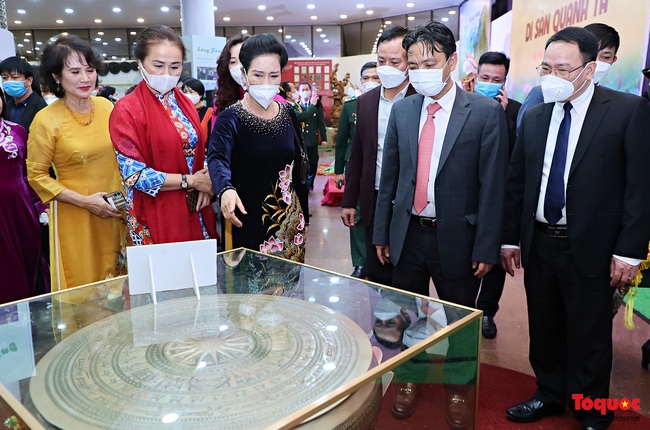 Khai mạc triển lãm “Không gian Di sản văn hóa Việt Nam” tại Hà Nội - Ảnh 7.