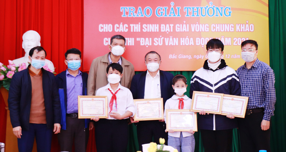 Bắc Giang giành 5 giải tại Cuộc thi "Đại sứ Văn hóa đọc" toàn quốc năm 2021 - Ảnh 1.