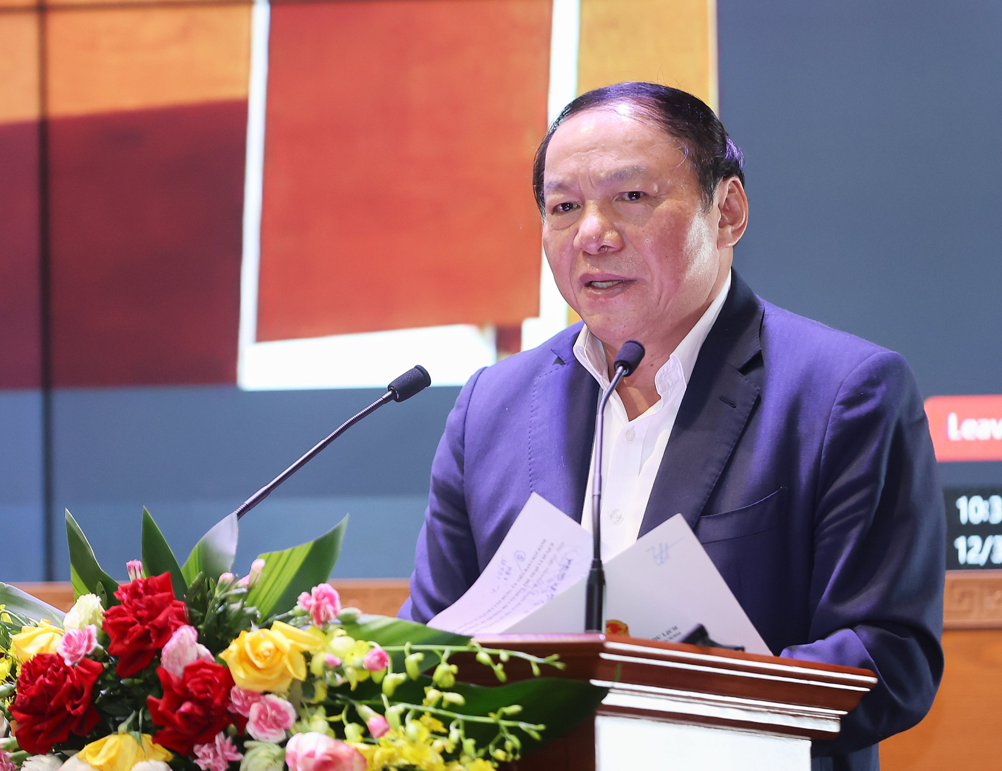 Bộ trưởng Nguyễn Văn Hùng: "Vai trò của văn hóa trong kinh tế và kinh tế trong văn hóa là không thể tách rời" - Ảnh 1.