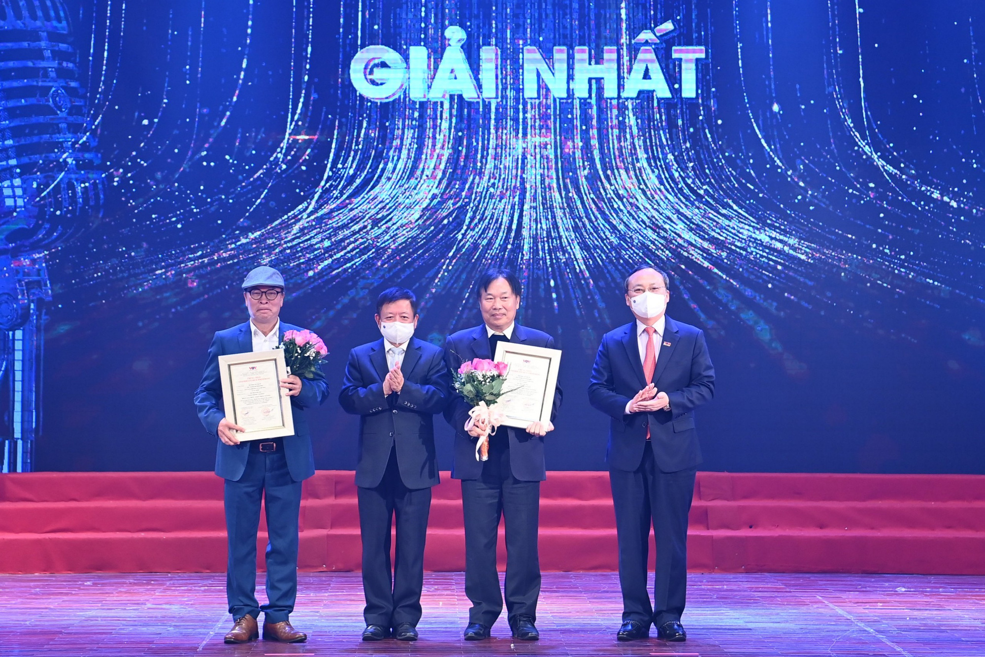 Nhạc sĩ người Mông Cổ đoạt giải Đặc biệt cuộc thi sáng tác ca khúc “Hát lên Việt Nam” - Ảnh 2.