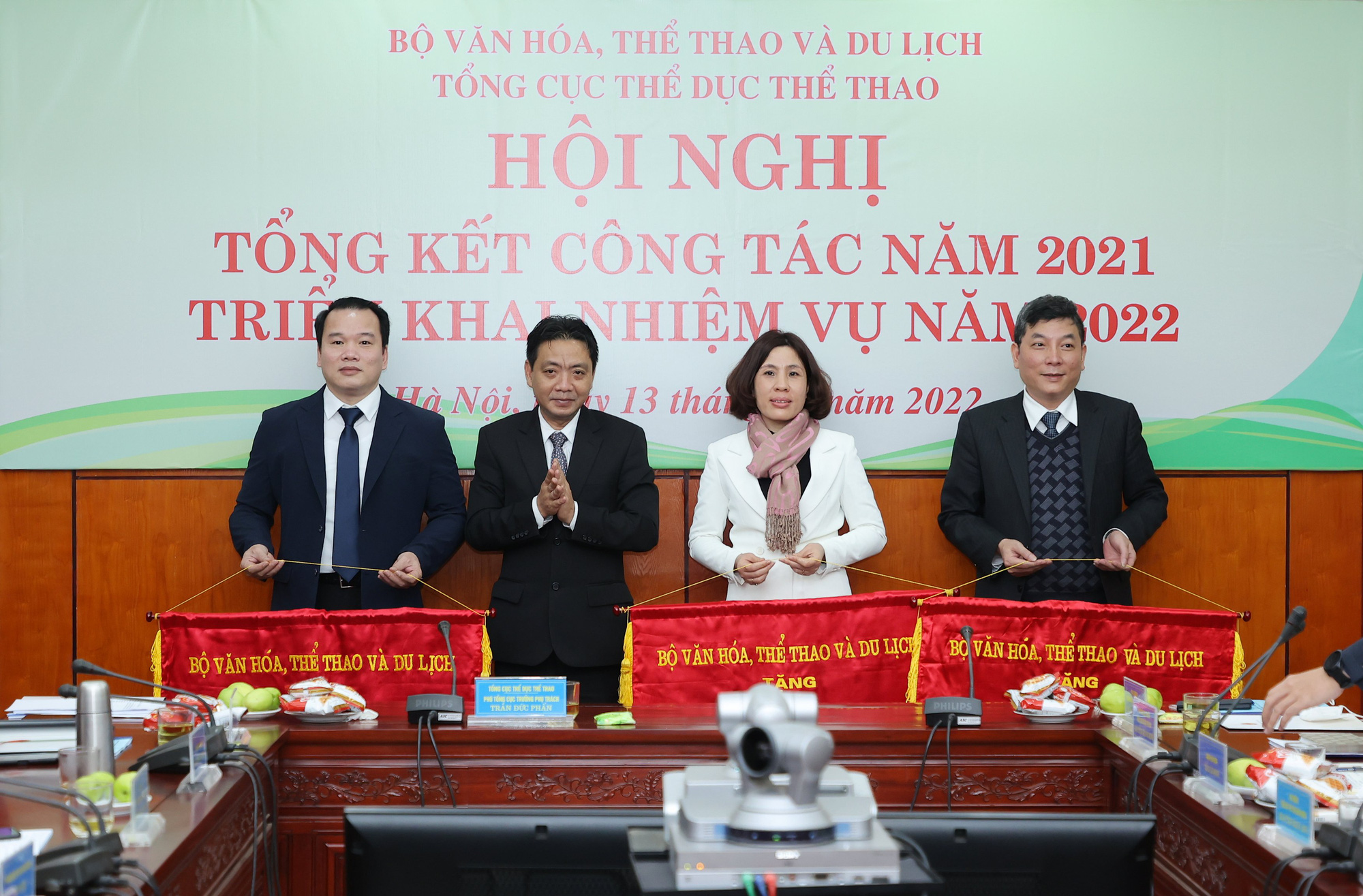 Thứ trưởng Hoàng Đạo Cương: "Việt Nam phải làm gương cho các nước tham gia SEA Games trong mọi công tác" - Ảnh 4.