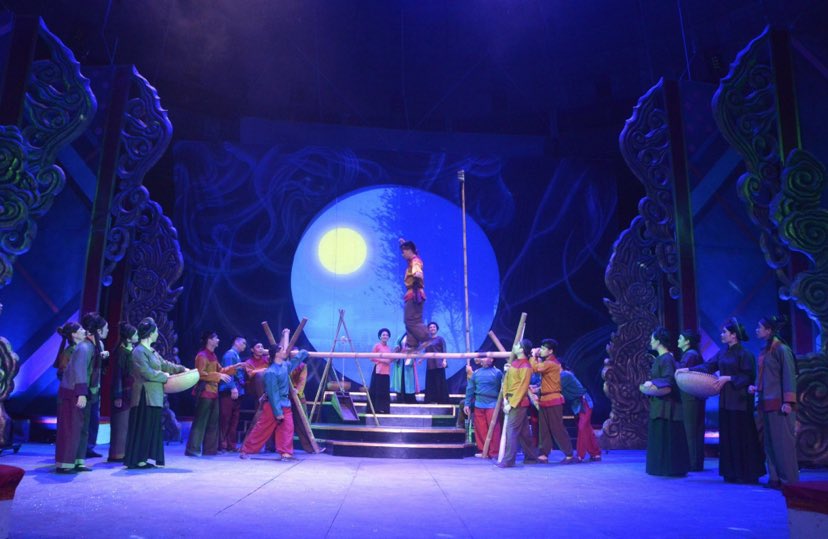 Tác giả Lê Thế Song: Kịch bản sân khấu nghệ thuật truyền thống "không bột khó gột nên hồ" - Ảnh 3.