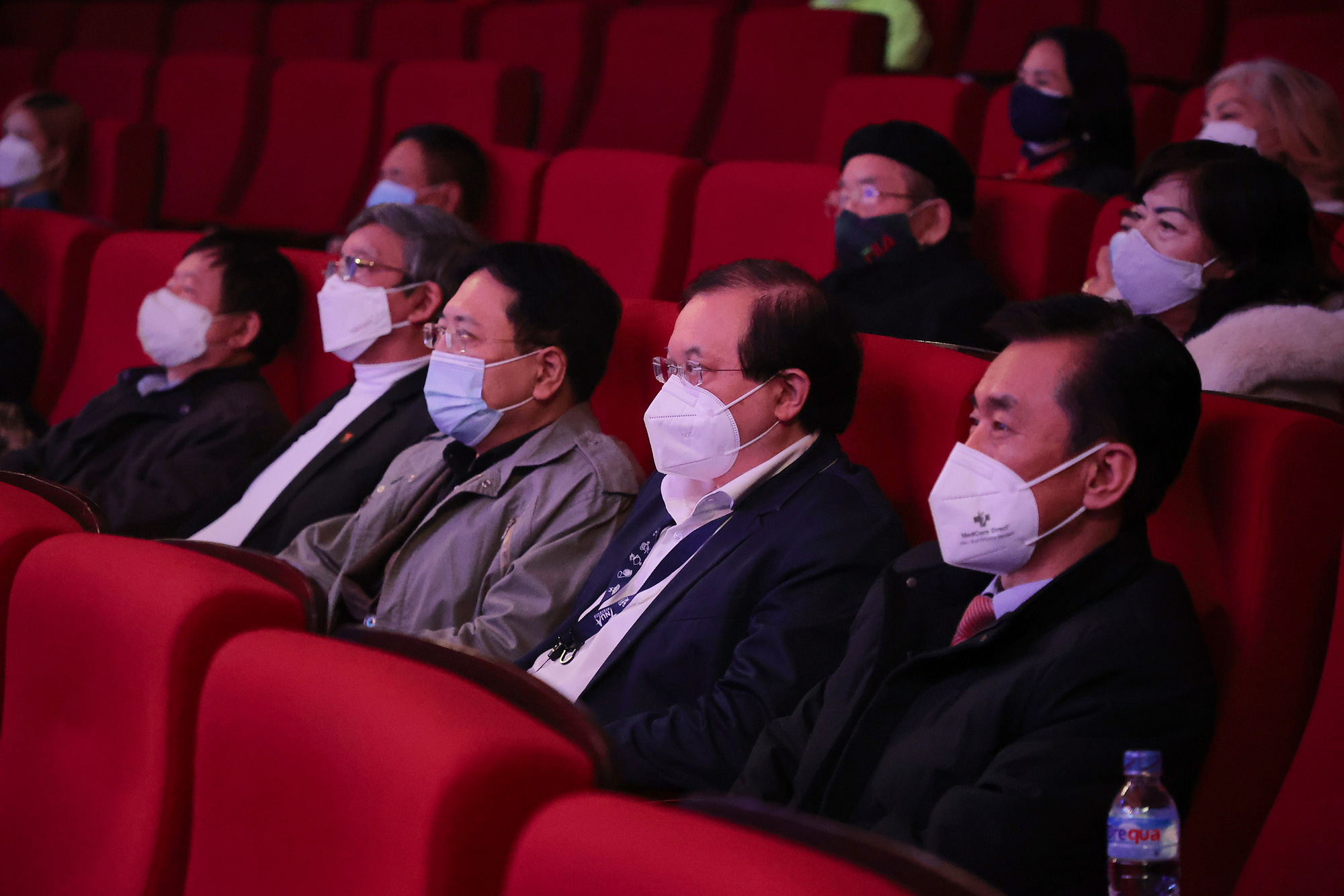 Chương trình nghệ thuật "Ánh Dương Mùa Xuân”: Ca ngợi tình hữu nghị đặc biệt giữa Việt Nam - Triều Tiên  - Ảnh 2.