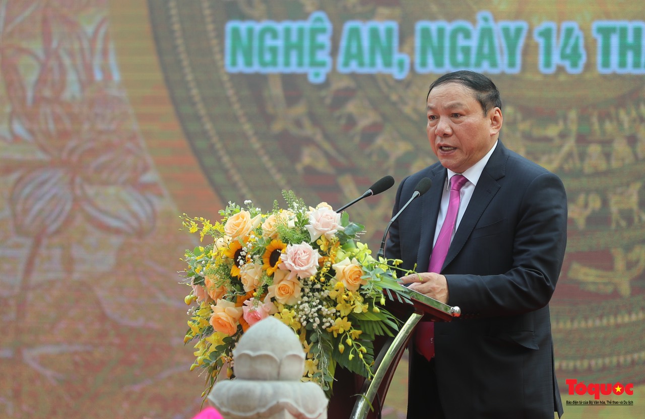 Bộ Văn hoá, Thể thao và Du lịch phát động triển khai chủ đề công tác “Xây dựng môi trường văn hóa cơ sở và công tác cán bộ” - Ảnh 2.