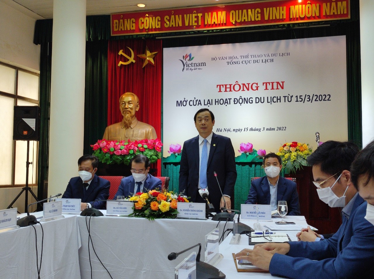 Tổng cục Du lịch tổ chức chương trình công bố thông mở cửa lại hoạt động du lịch trong điều kiện bình thường mới - Ảnh 1.