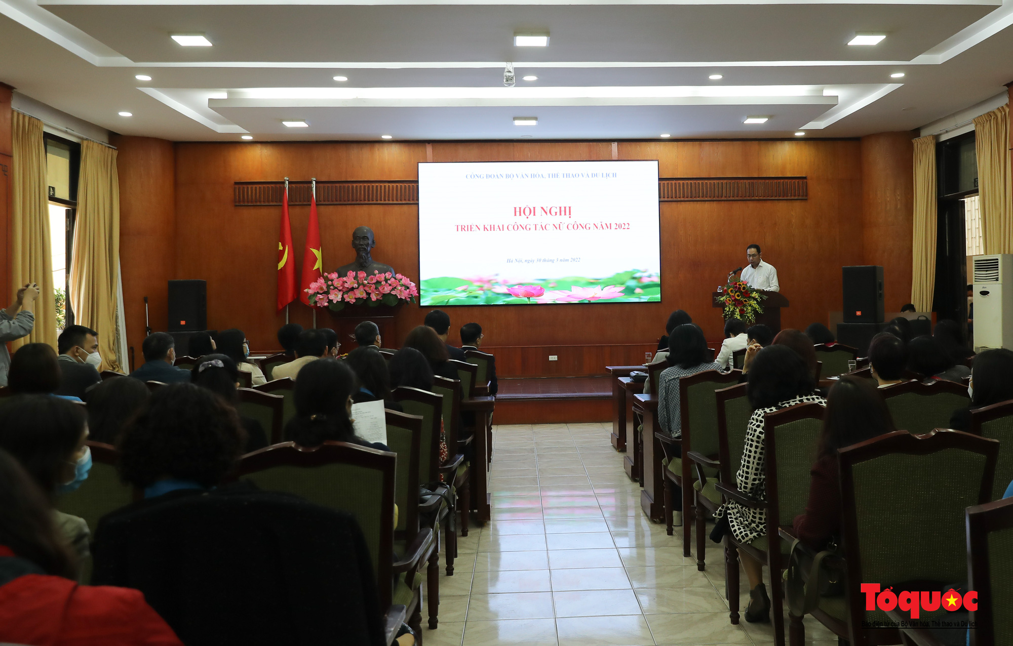 Xem các đấng mày râu vào bếp nấu "Bữa cơm gia đình ấm áp yêu thương" - Ảnh 22.